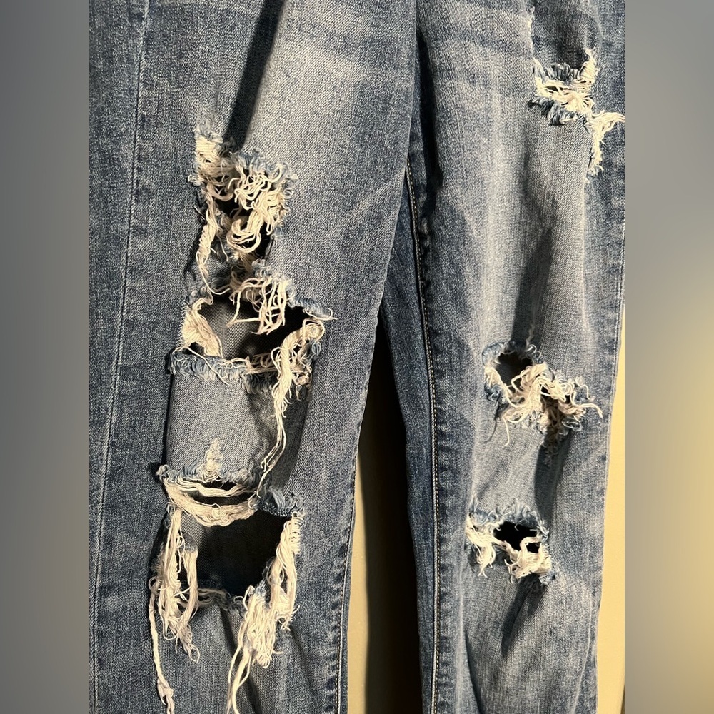 Judy Blue Women's Size 0/24 Boyfriend Fit Jeans Distressed Medium Wash JB8286MD - Picture 5 of 11